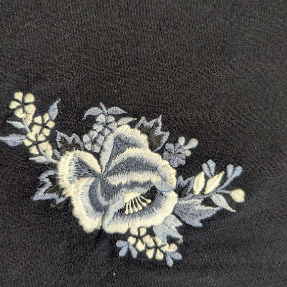 Vivienne Tam Floral Embroidered Skirt + Cami 2 piece set size 3 Small - Picture 7 of 12